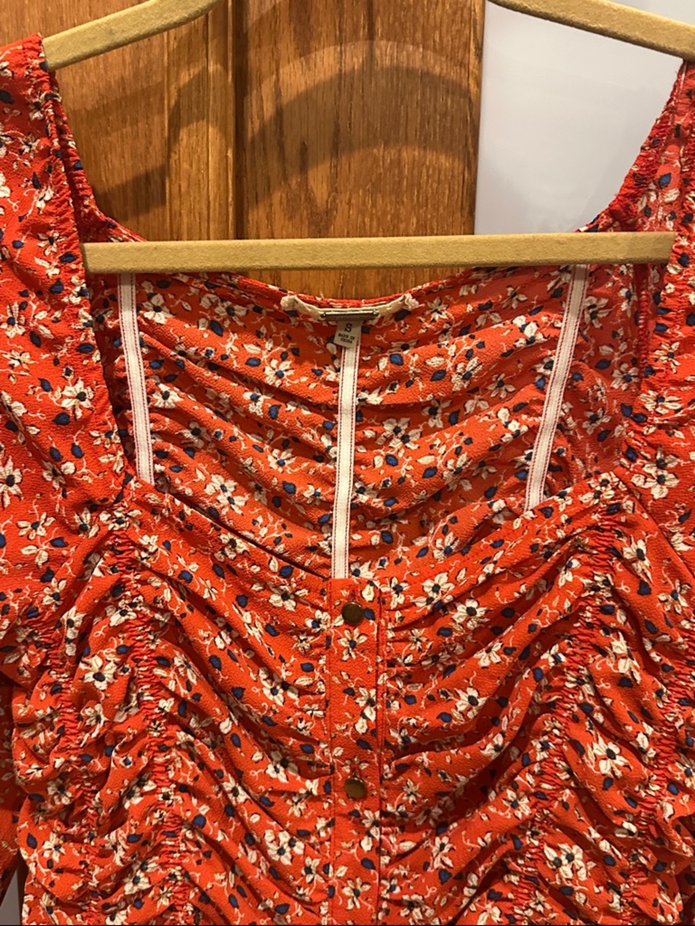 gimmicks by BKE Orange Floral Ruched Square-Neck Blouse - Picture 4 of 8